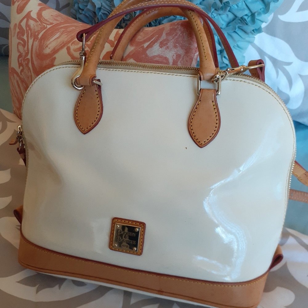 Dooney & Bourke Purse